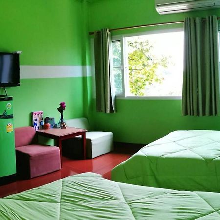 Room For You Bangkok Eksteriør billede