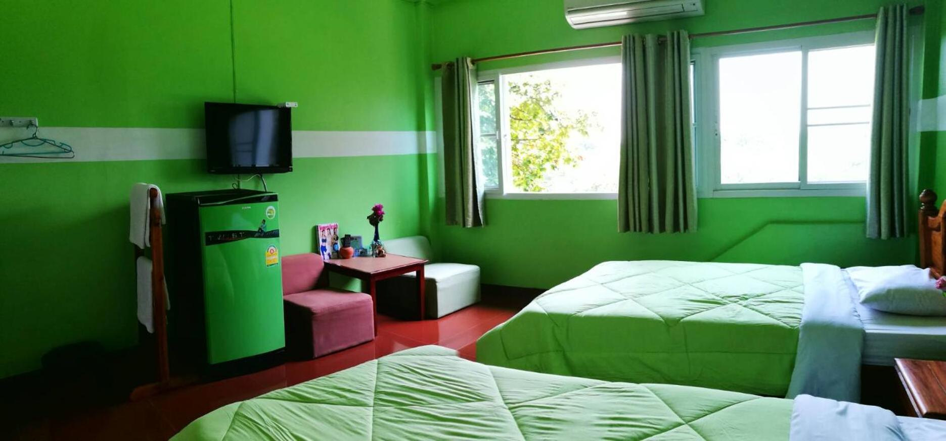 Room For You Bangkok Eksteriør billede