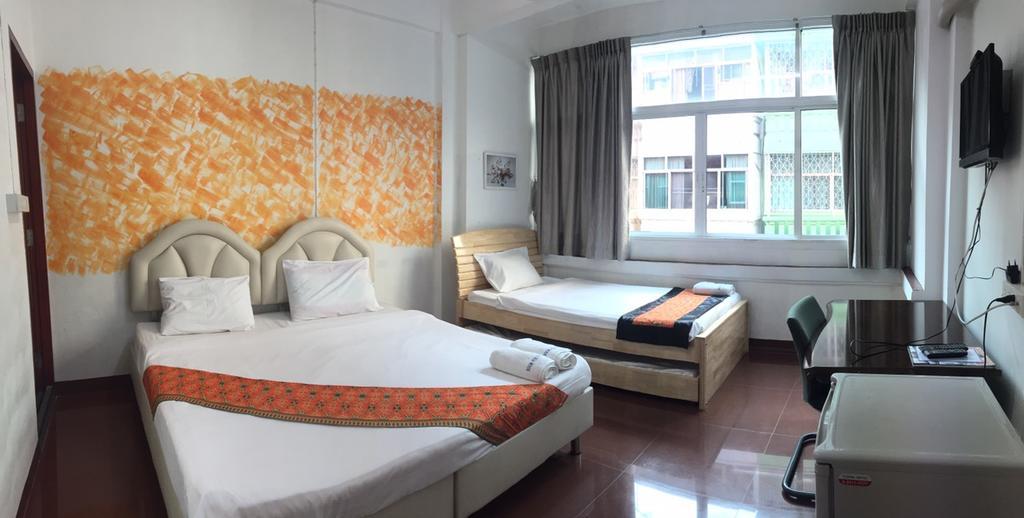 Room For You Bangkok Eksteriør billede