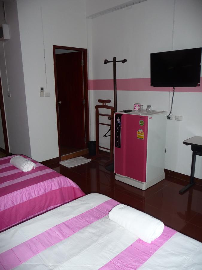 Room For You Bangkok Eksteriør billede