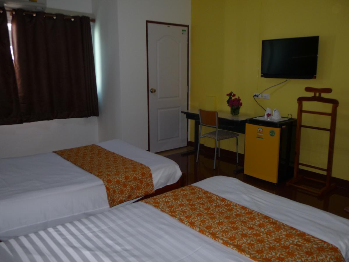 Room For You Bangkok Eksteriør billede
