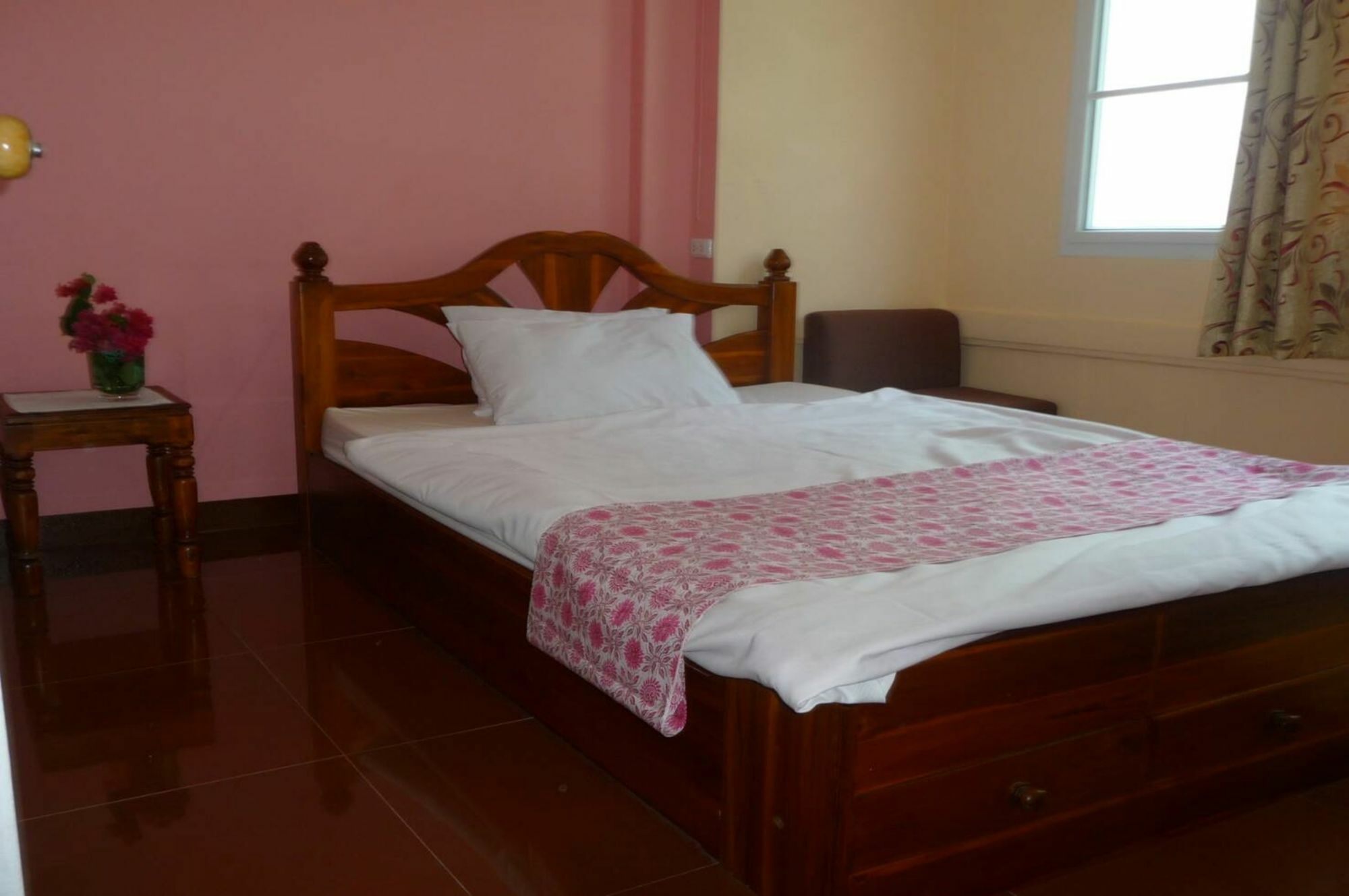 Room For You Bangkok Eksteriør billede