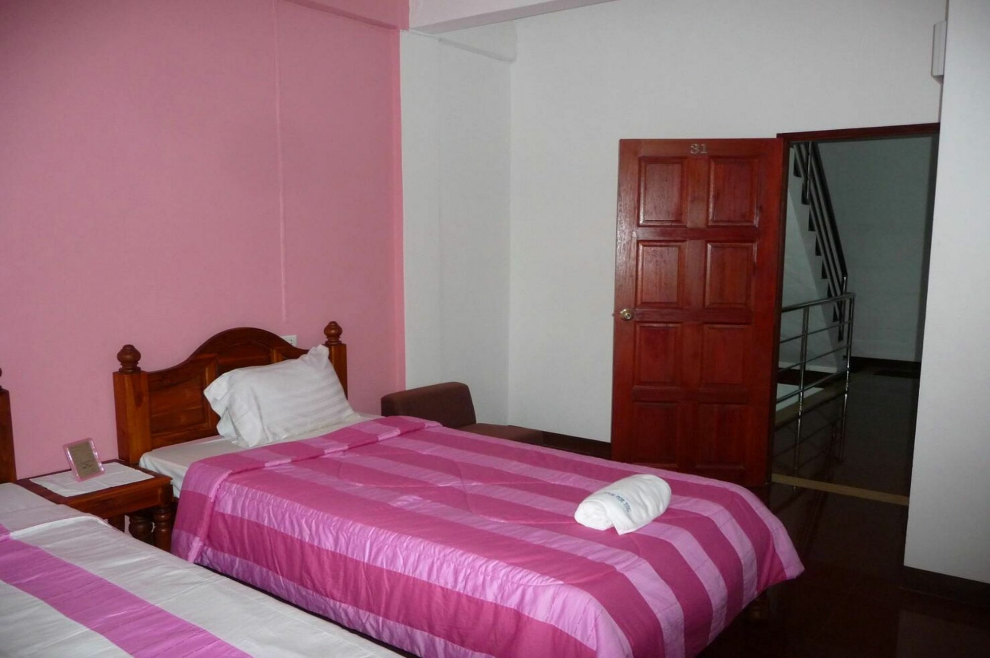 Room For You Bangkok Eksteriør billede
