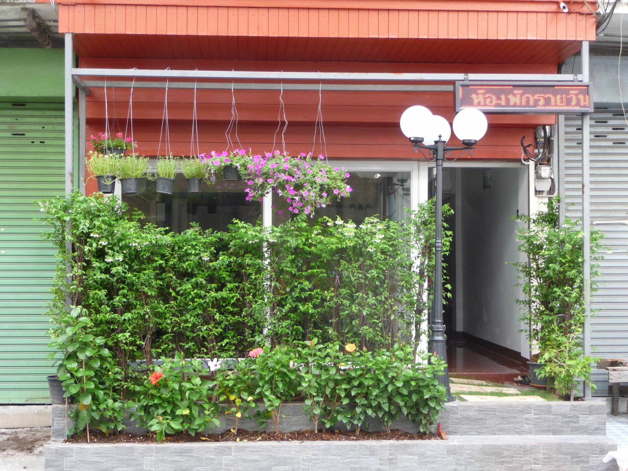 Room For You Bangkok Eksteriør billede