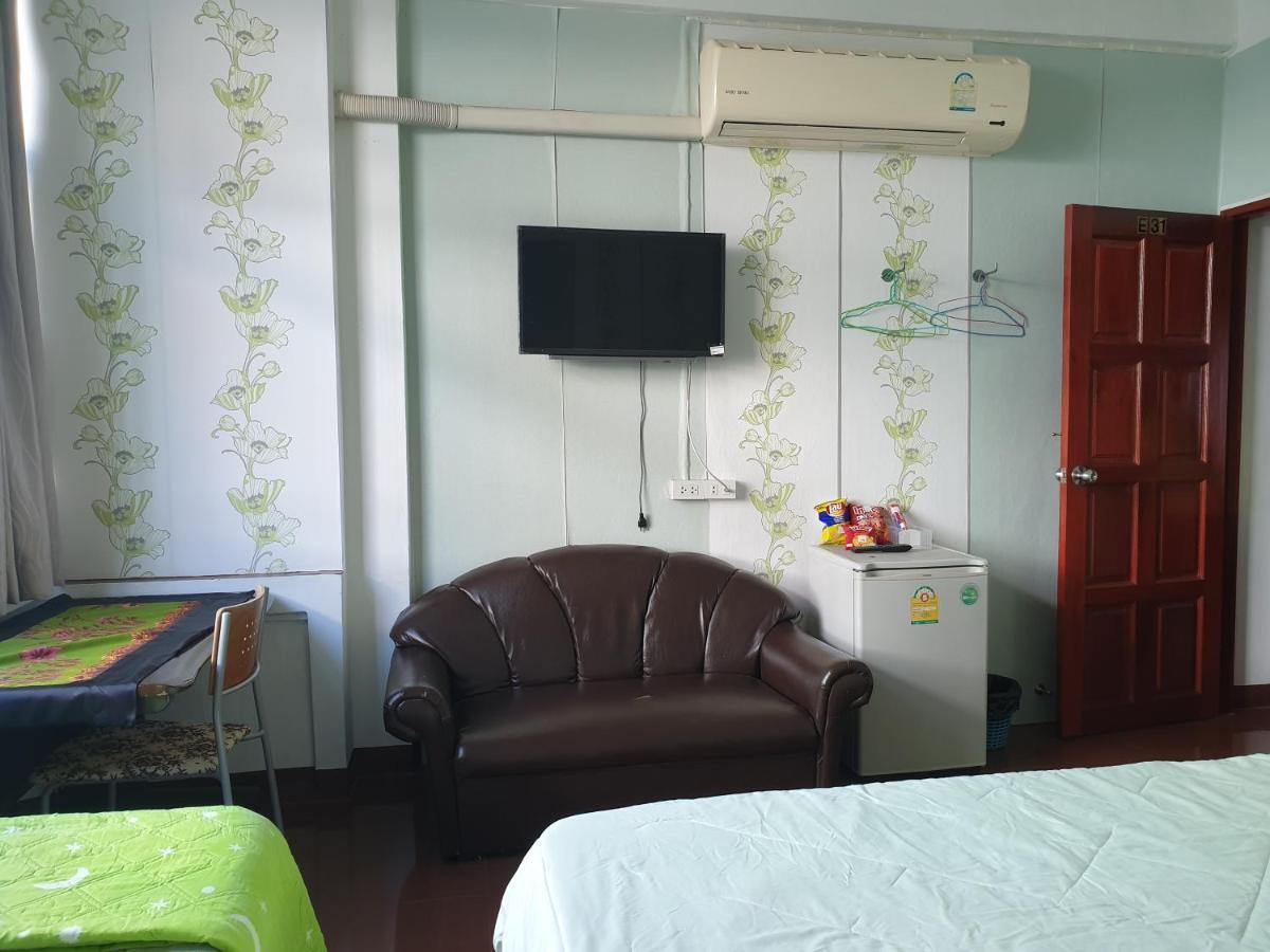 Room For You Bangkok Eksteriør billede