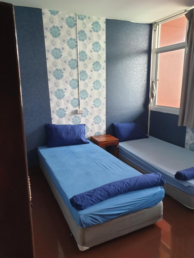 Room For You Bangkok Eksteriør billede